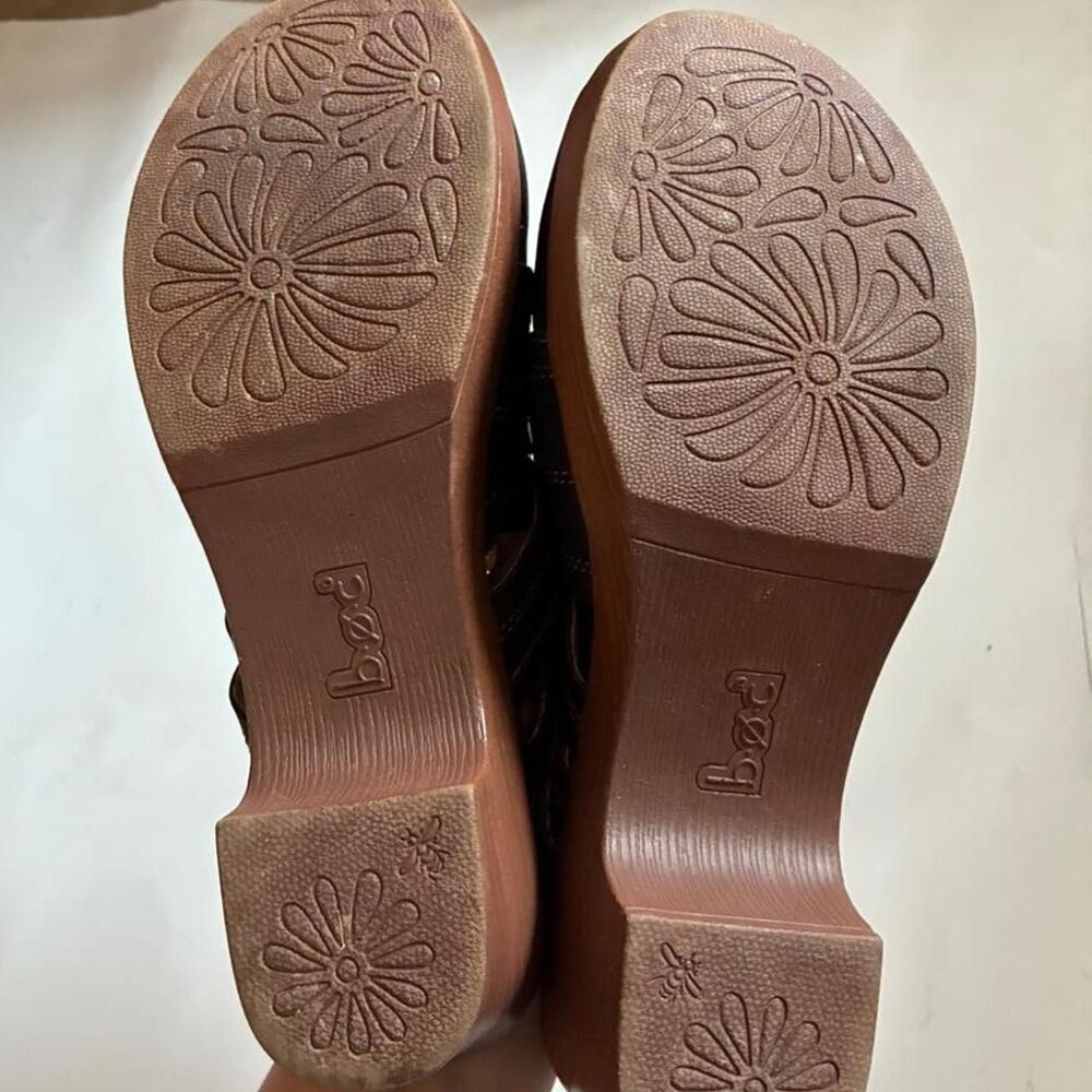 Boc Women's Brown and Black Clogs - Picture 8 of 8